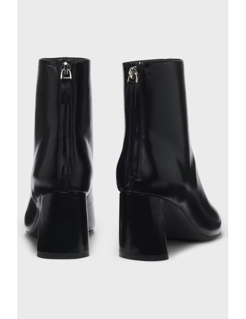 Bottines en cuir avec logo embossé